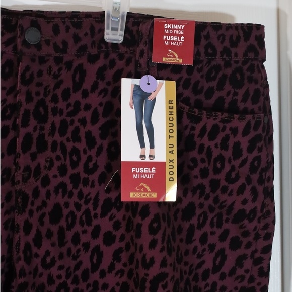 NWT Plus size Jordache midrise skinny pant - Picture 6 of 8